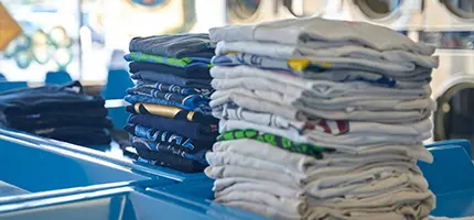 pile de vêtements